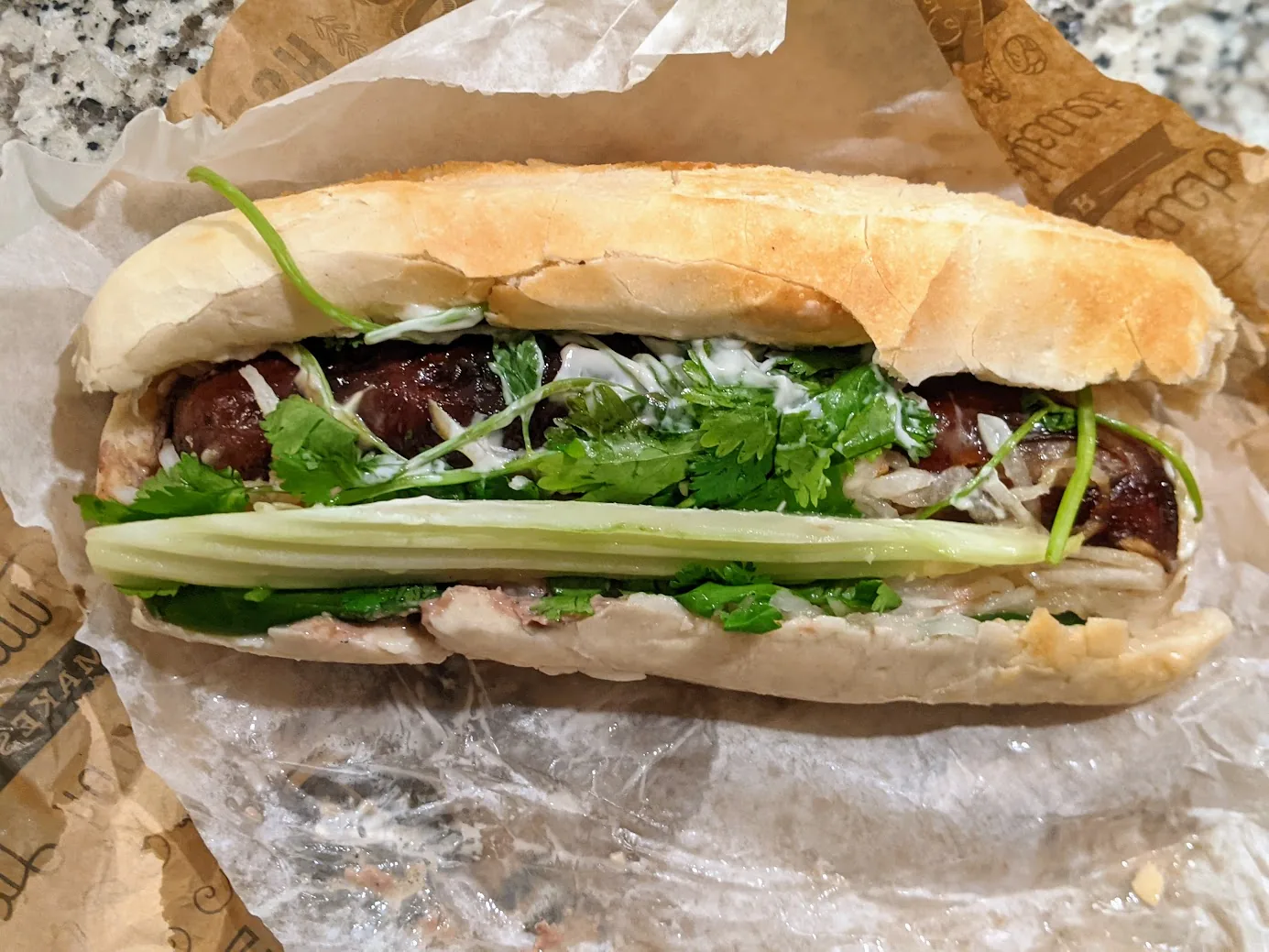 Mekong Cafe - Sai-Oua Banh Mi